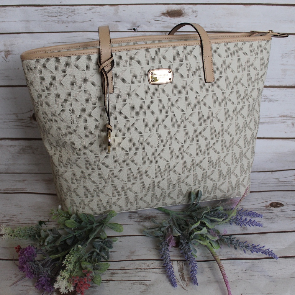 Michael Kors Tan Laptop Leather bag